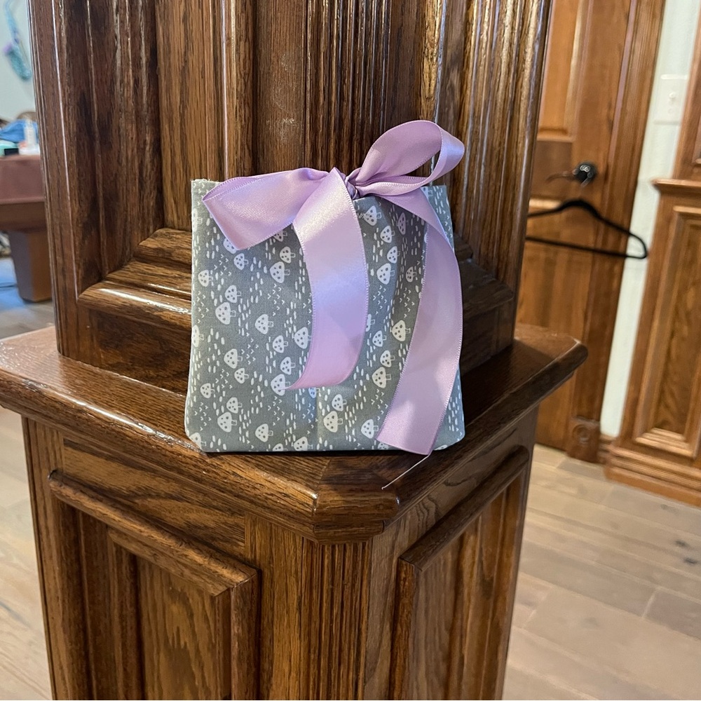 Mini Homemade Custom Pouch - Picture 6 of 7